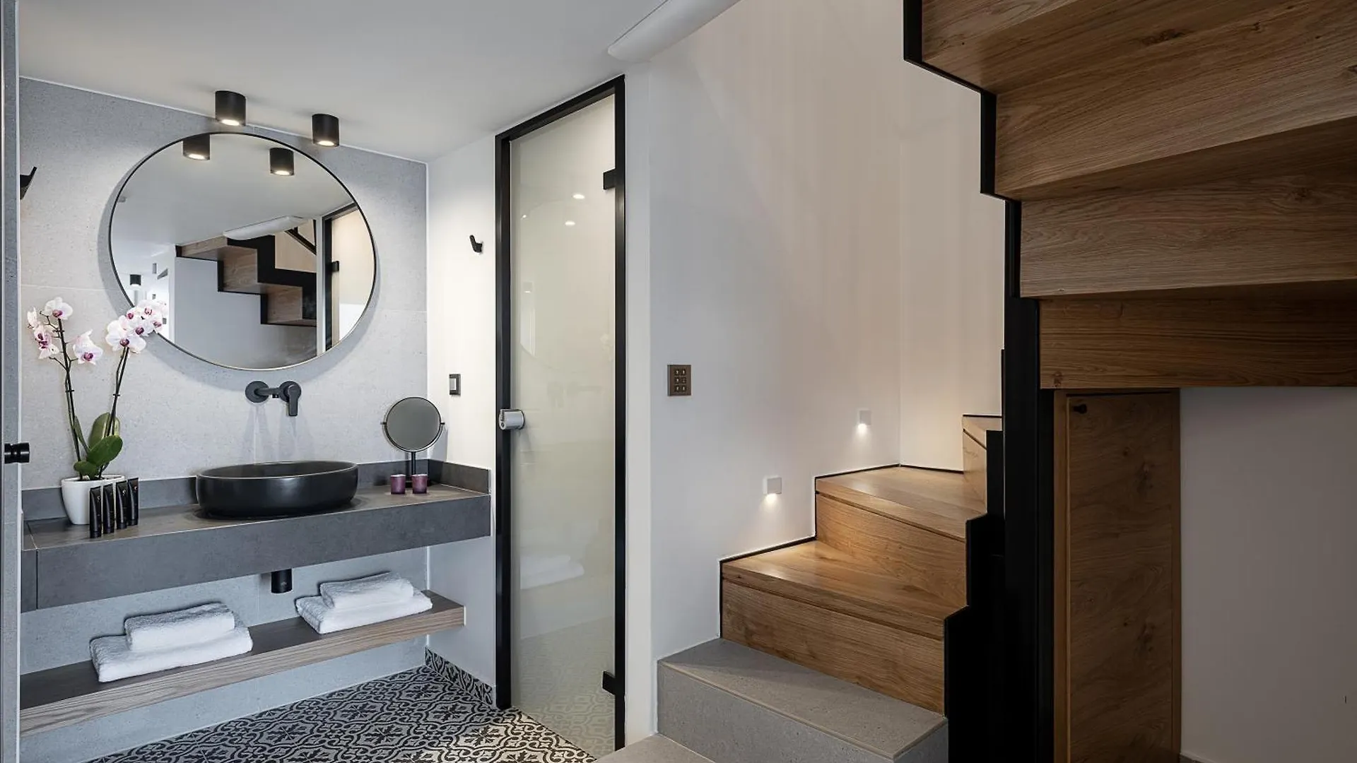 Calla Luxury Seafront Suites Rethymno  5*, Rethymno (Crete) Greece