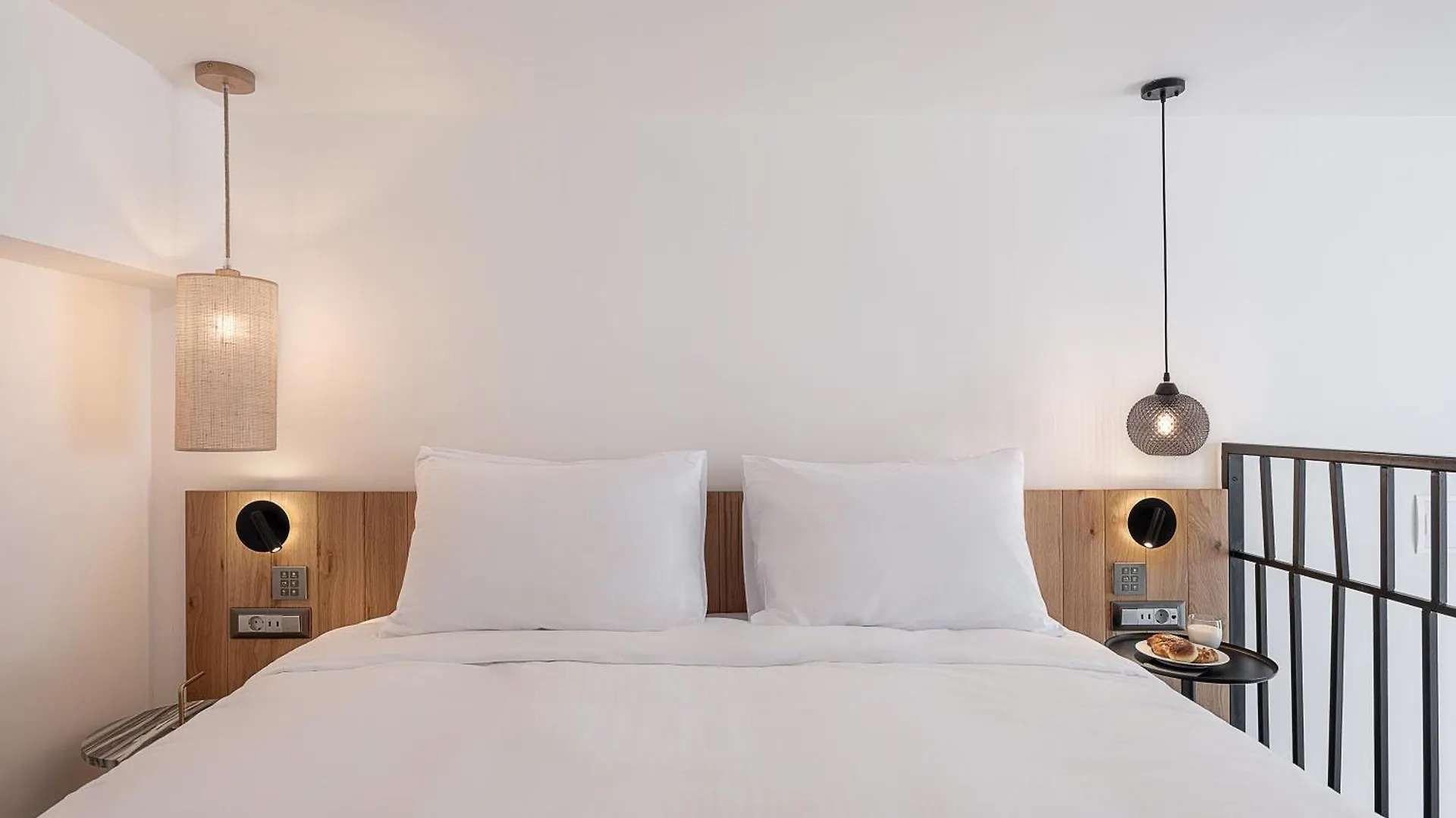 Calla Luxury Seafront Suites Rethymno  5*, Rethymno (Crete) Greece